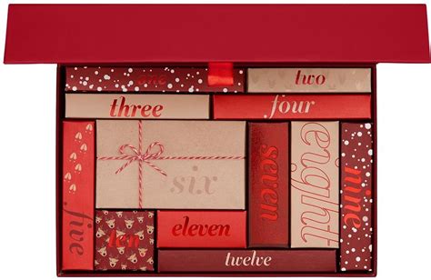 Zestaw Dla Kobiety Kylie Cosmetics Holiday Collection Advent Calendar