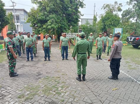 Pembinaan Dan Peningkatan Kapasitas Anggota Linmas Di Desa Krembung