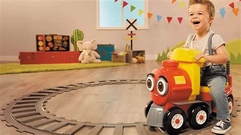 LITTLE TIKES COZY TRAIN SCOOT | The Toy Insider