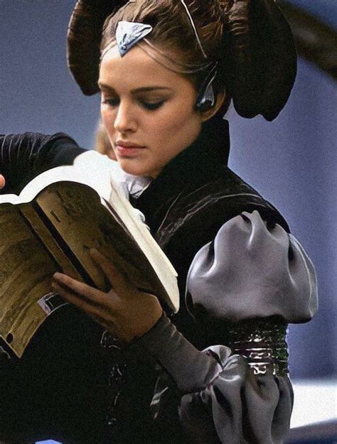 Star Wars Holocron On Twitter Happy Birthday To Natalie Portman May