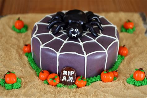 Cakes By Nicola Halloween Spider Cake