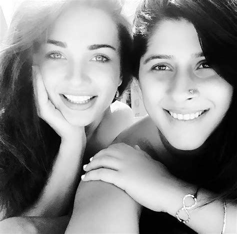 Amy Jackson Hot And Sexy Photo Collection Nude Leaked Diaries