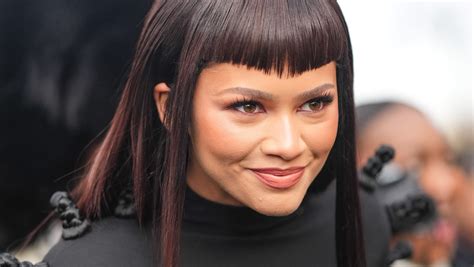 Zendaya Debuts Gale Weathers Bangs At Paris Fashion Week