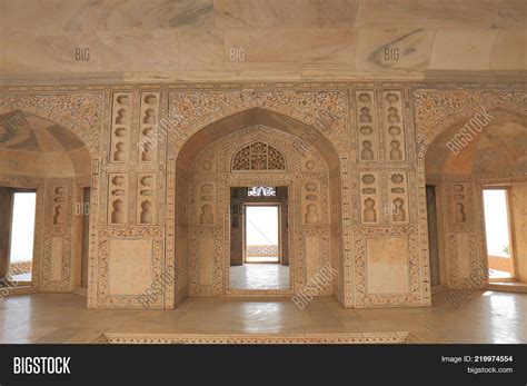 AGRA INDIA - OCTOBER Image & Photo (Free Trial) | Bigstock