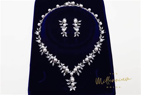 Swarovski Crystal Large Pearl Vine Leaves Necklace Long Bridal Jewelry