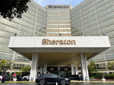 Review: Sheraton Gateway Los Angeles Hotel (LAX) - Live and Let's Fly