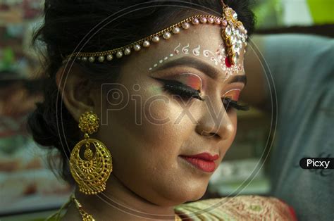 Bridal Makeup Marriage Girl Saubhaya Makeup