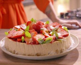 X De Lekkerste Zoete Baksels Food And Drink Strawberry Cheesecake