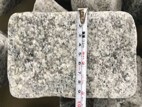 Light Grey Granite Cobblestone Tumbled China Natural Stone