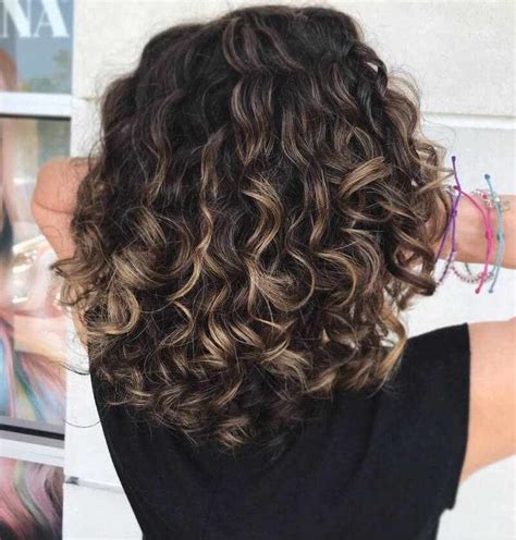 25 Balayage Ideas for Curly Hair That Make You Look Like Superstar