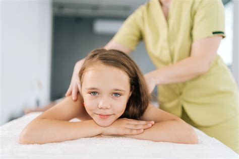 Le massage des enfants et adolescents pour cultiver le bien être La