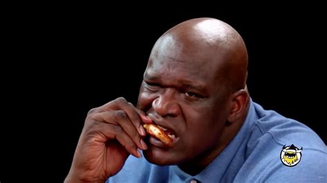 Shaq Eating Some H0t Wings Youtube