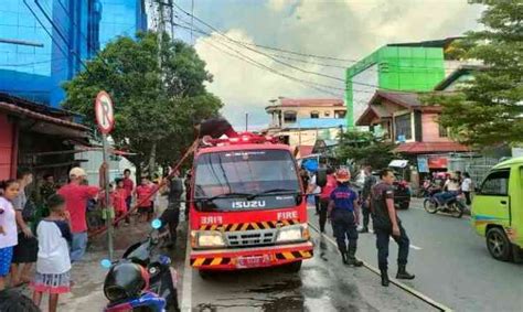 Satu Unit Rumah Warga Talake Hangus Terbakar