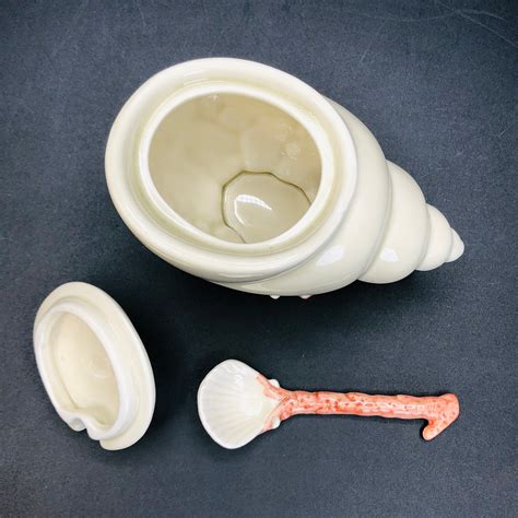 1977 Fitz And Floyd Oceana Sugar Bowl With Spoon Conch Shell Jar Coral Detail Beach House