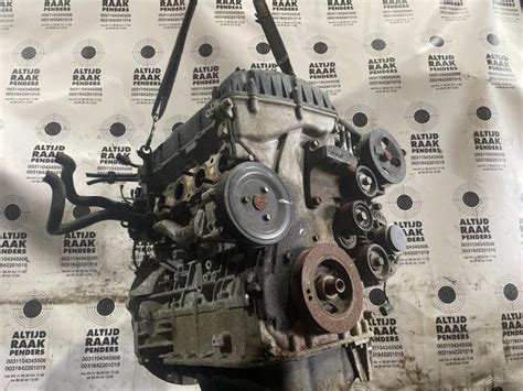 Engine Kia Carens III 2 0i CVVT 16V 8H334940 8H334940