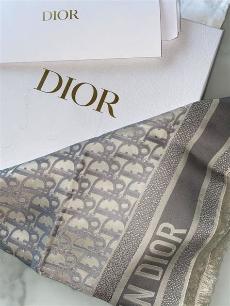 DIOR TUCH SCHAL GRAU Kaufen Auf Ricardo