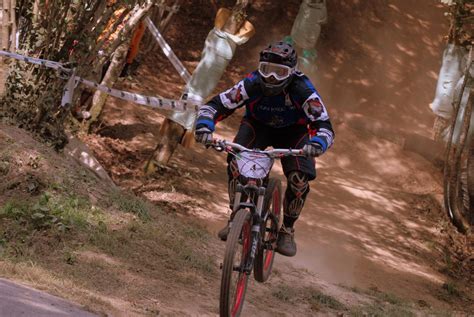 Coupe De Bretagne Descente Vtt Saint Gou No Malo Stephan S Impose