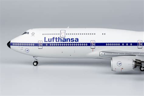 NG Models 78016 Boeing 747 8 Lufthansa Retro D ABYT