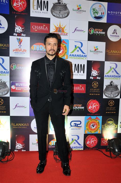 Darshan Kumar on the Red Carpet of The 2023 International Glory Award ...