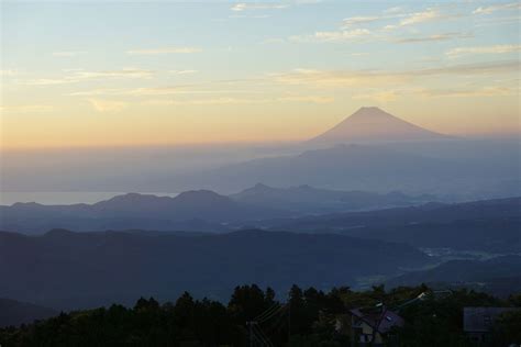 夕陽に染まる富士山 Ganref