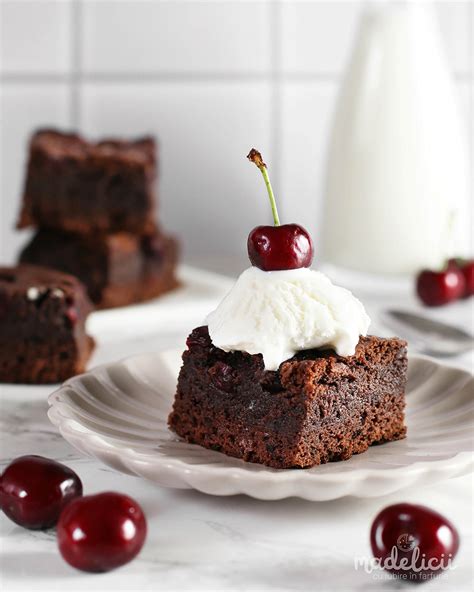 Brownies Cu Cirese Si Lapte Condensat Madelicii Ro