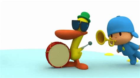 Pocoyo Blowing Trumphet To Pato GIF | GIFDB.com