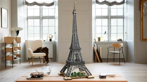 Lego Icons 10307 Eiffel Tower Available Now With Freebies