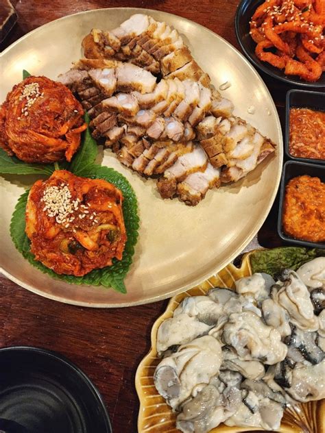 첨단회식장소 연말 송년회 맛집 추워질땐 통영 굴보쌈 깐깐한족발 본점 후기 네이버 블로그