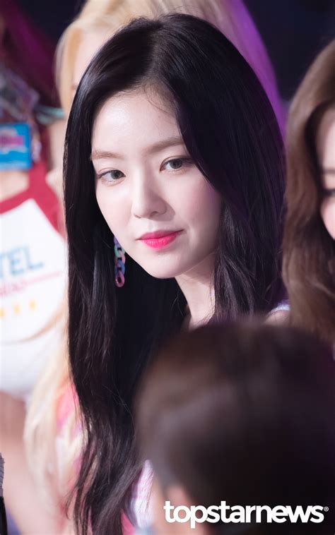 [hd포토] 레드벨벳 Red Velvet 아이린 ‘전직 뮤뱅mc의 눈빛견제’ 최규석 기자 톱스타뉴스