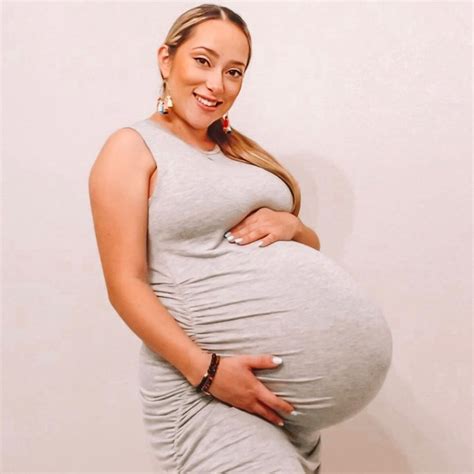 Admire My Belly Pregnant Aneta Shows Her Big Belly And Navel Part Hd Nude Bellies My XXX Hot