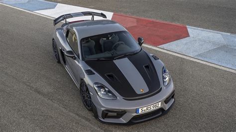 Cayman GT4 RS Can Make Anyone A Driving Hero, says The Drive