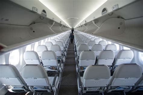 7 tips for picking the perfect airplane seat every time - The Points Guy