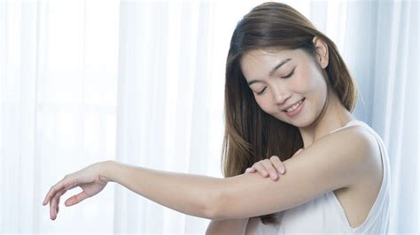 8 Proven Arm Hair Removal Methods, Which One is for You?