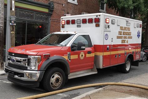 Pfd Medic Philadelphia Fire Department Medic Fo Flickr