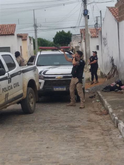 Pol Cia Civil Realiza Opera O Carga Segura Na Cidade De Juazeirinho