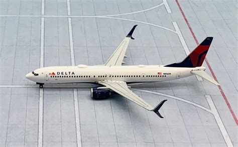 Gemini Jets 1/400 Delta Air Lines Boeing 737-900ER N856DN – First Class ...