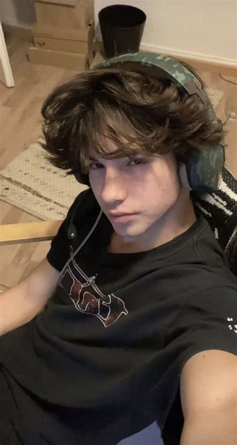 Pin by Настя on Быстрое сохранение Blonde hair boy Boy hairstyles