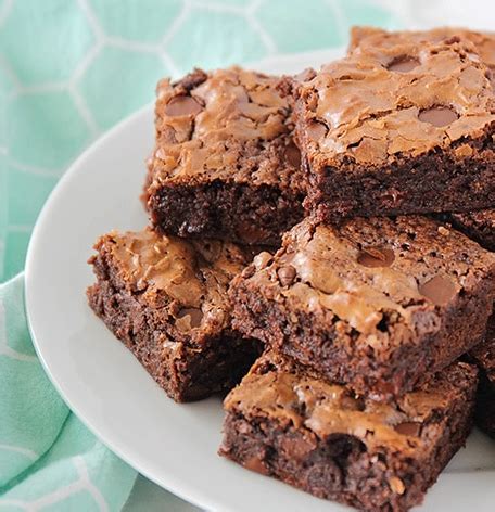 Easy Brownies Recipe - Lala Delicious