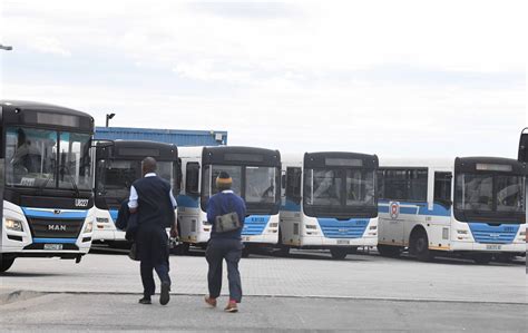 2 Van Baaise Busmaatskappy Dae Ná Mekaar Doodgeskiet Netwerk24