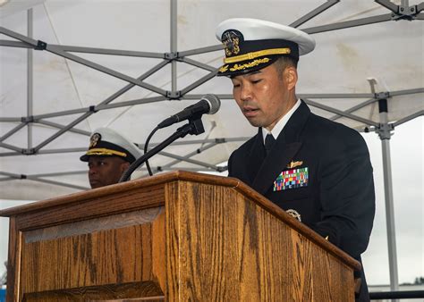 Uss Howard Conducts Change Of Command Ceremony Commander Us 7th