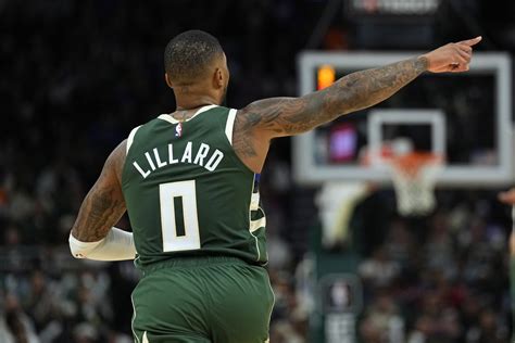 Damian Lillard Puts On A Show As The Milwaukee Bucks Win Season Opener