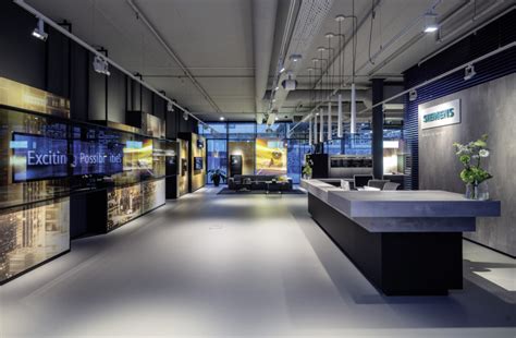 Frameweb How The Siemens Amsterdam Showroom Involves Visitors In The