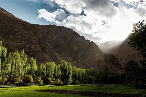 Capturing Breathtaking Landscape Photography in India.