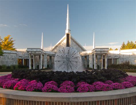 Chicago Illinois Temple Photograph Gallery | ChurchofJesusChristTemples.org