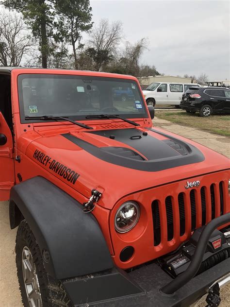 Mopar 82213656ac 10th Anniversary Rubicon Hood With Functional Vents