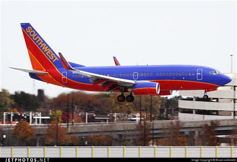 N935WN Boeing 737 7H4 Southwest Airlines Bruce Leibowitz JetPhotos