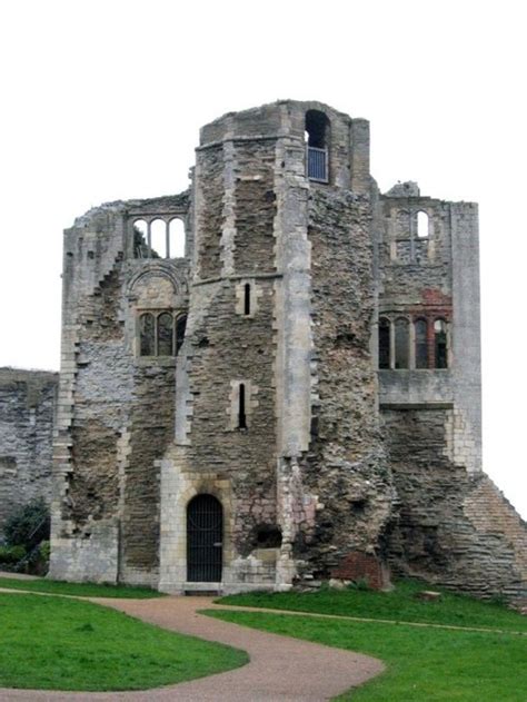 "Newark Castle, Nottinghamshire" by Michael Brown at PicturesofEngland.com