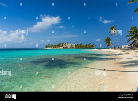 Beaches of San Blas Islands Panama Stock Photo - Alamy