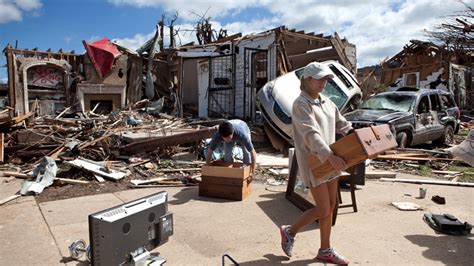 News Hub 250 Dead After Tornadoes Slam South