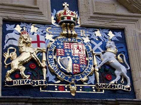 Charles 1 - Coat of Arms - The King's Manor - York, Great Britain ...